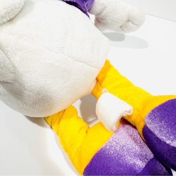 Disney Store Exclusive Daisy Duck Purple Outfit Plush - Picture 8 of 8